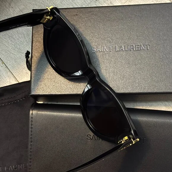 Saint Laurent Black Cat Eye Sunglasses Gold YSL Logo Trendy It Girl - Picture 6 of 11